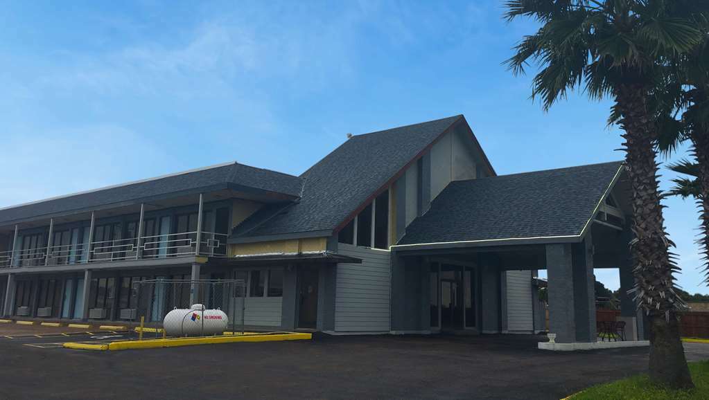 Sunset Inn Flatonia By Magnuson Worldwide Eksteriør billede
